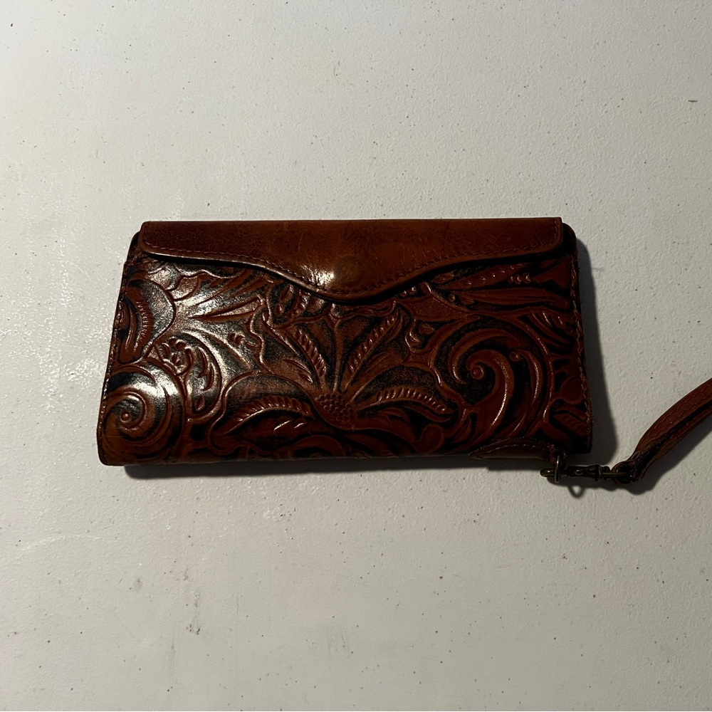 Patricia Nash wallet